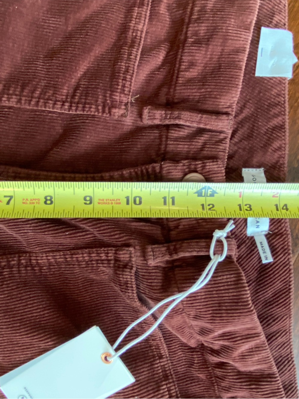 Good American Good Legs Flare Mid Rise Corduroy Red Brown 18 NWT - Picture 8 of 9